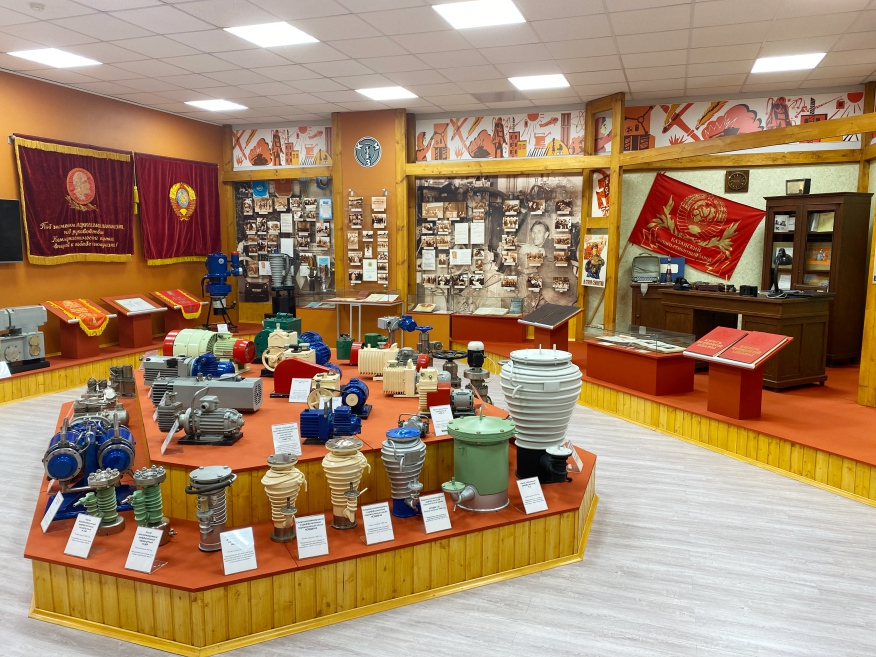 1st Exhibition Hall and Museum Section
History from 1943 to 1980